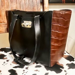 London fog handbag